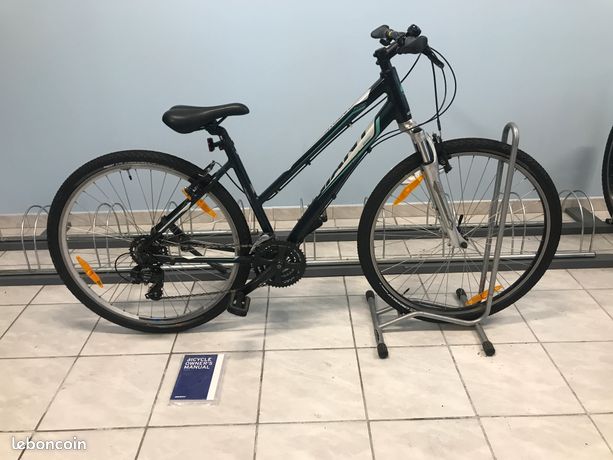 VTT ROCKRIDER ST 530 (Taille L) + accessoires, Auvergne-Rhône-Alpes