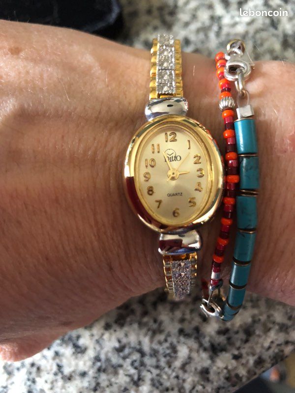 Montre Bracelet Ancienne – Boîtier Métal Plaqué Or – Style Vintage Femme