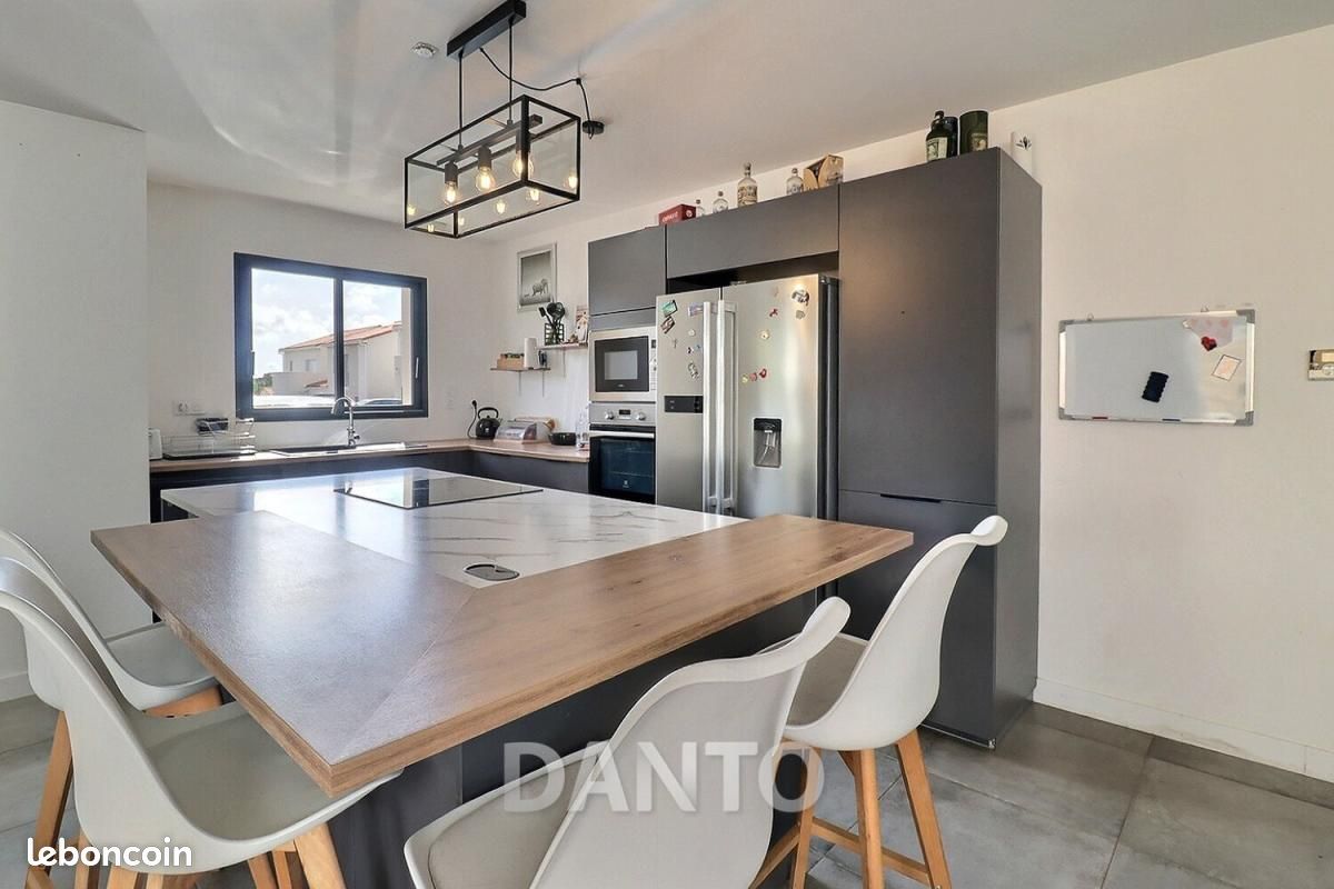 Maison 6 pièces 114 m² · à Saint-Père-en-Retz · 114 m² · 334 500 €