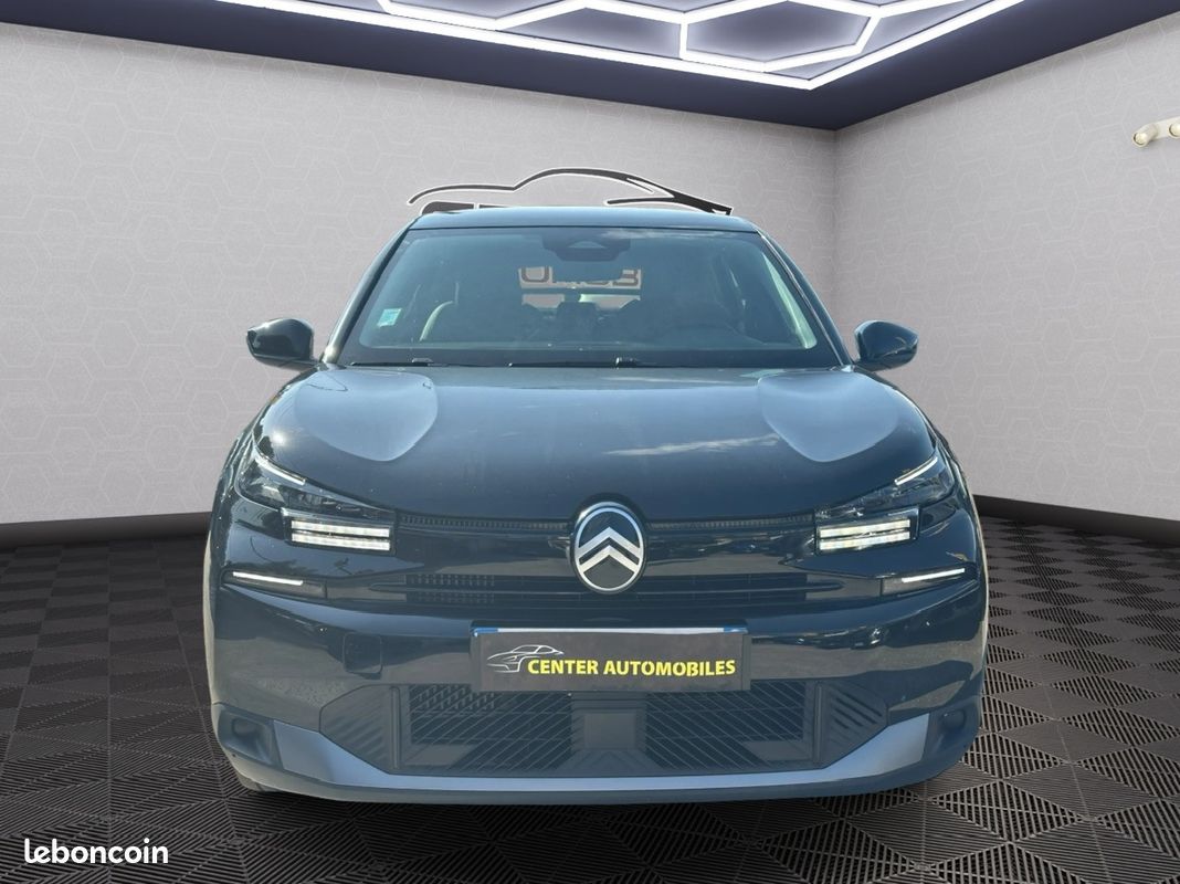 Citroën C4 Berline Plus 130 CV EAT8 Boite AUTO {GARANTIE CITROEN 04/2027 - CARPLAY - CAMERA} (image 5)