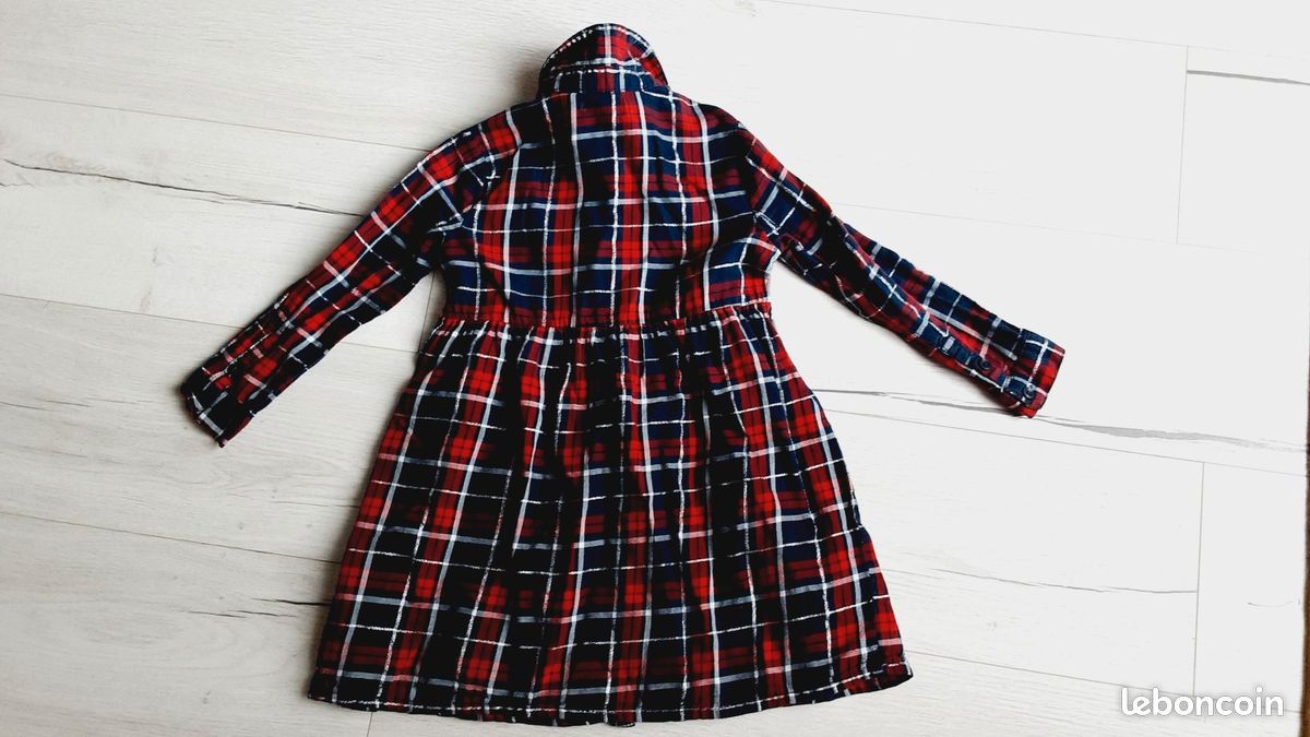Vêtement fille robe type chemise à carreaux marine et bordeaux
