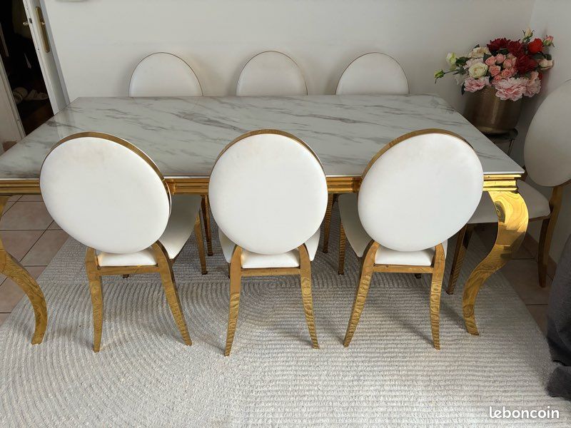 Table à manger et deux tables basse (image 1)