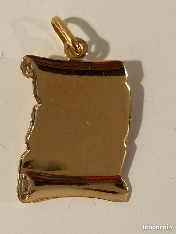Pendentif Signe Du Zodiaque Bélier En Or 18 Carats (750/1000) - Occasion