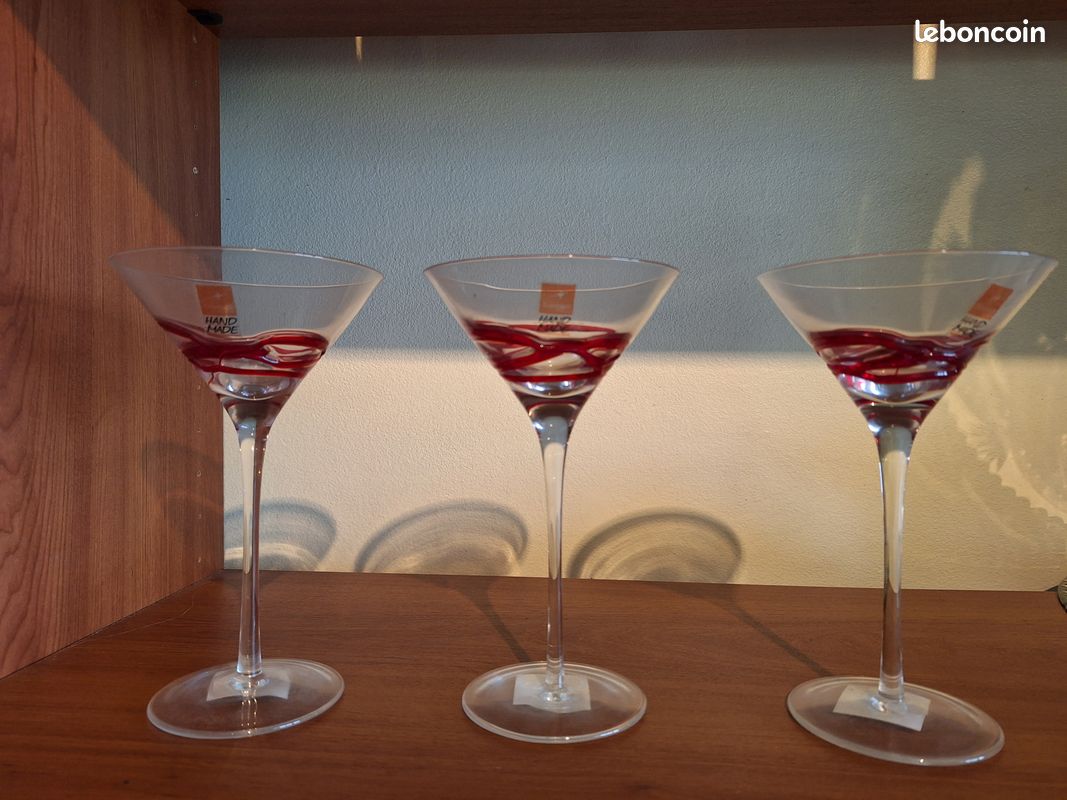Martini Lot De 6 Verres à Cocktail - Rouge, Blanc, Rosé Neufs