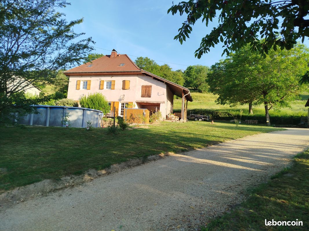 Maison 6 pièces 110 m² · à Saint-Sulpice-des-Rivoires · 110 m² · 309 000 €
