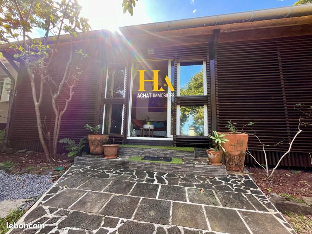 Maison 4 pièces 111 m² · à Saint-Joseph · 111 m² · 349 000 €