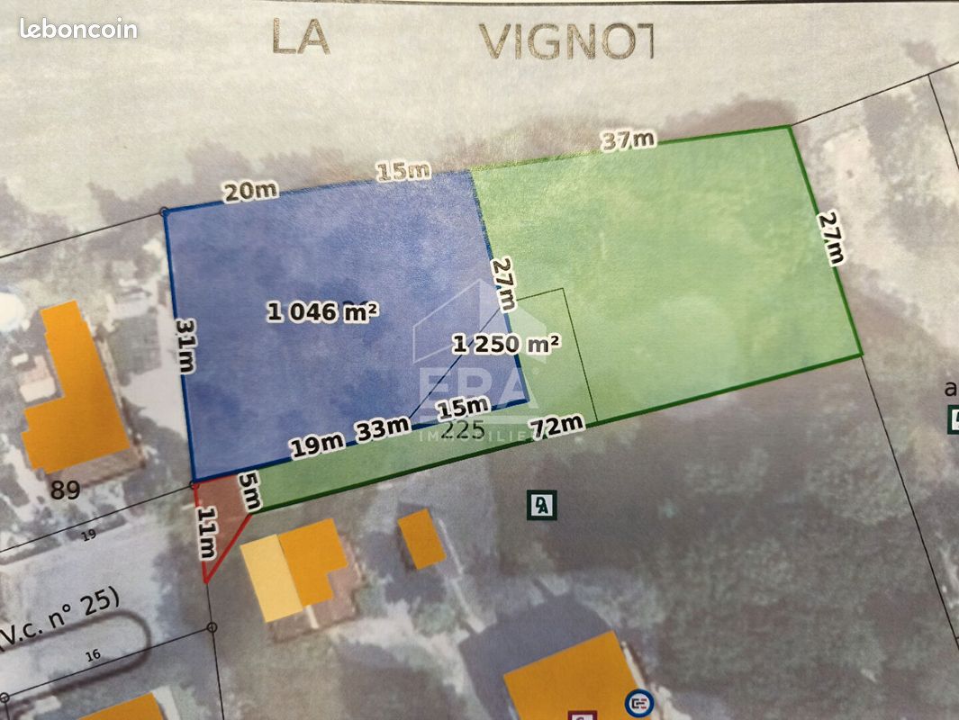 Terrain 1046 m² · à Damparis · 1 046 m² · 90 000 €