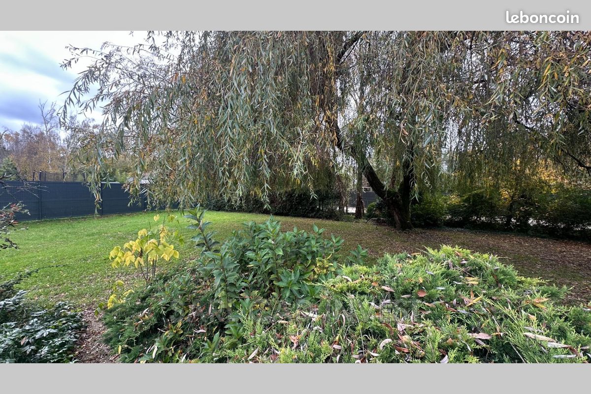 Maison 8 pièces 280 m² (image 1)