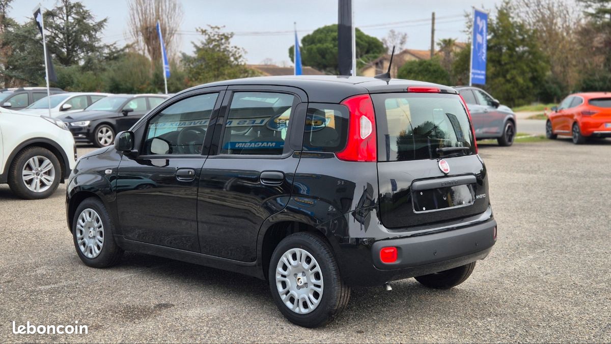 Fiat PANDA 1.0 70CH BSG S&S ICONE (image 4)