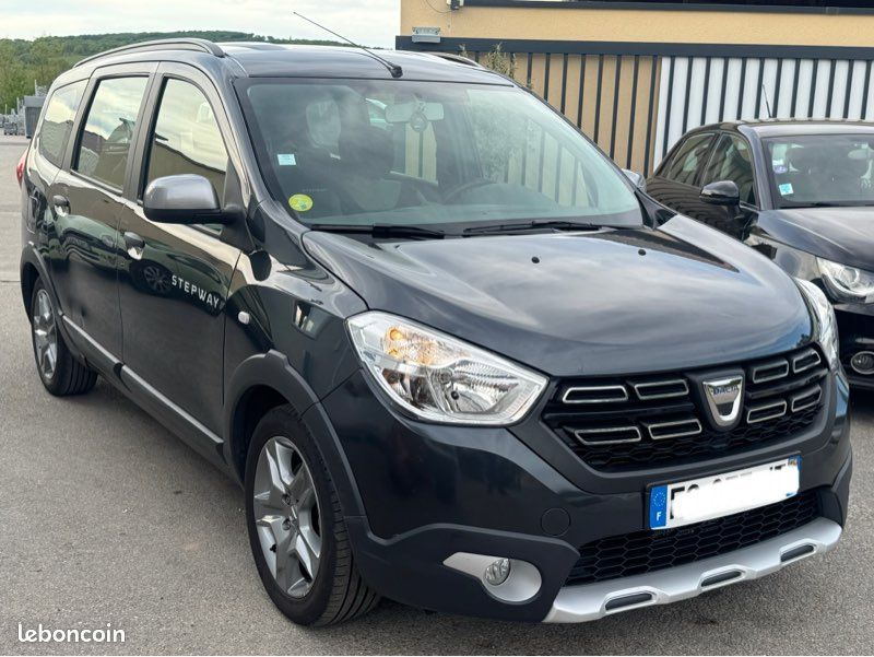43.000 kms dacia lodgy stepway 1.5 dci 115ch 5 places 1 main excellent état clim (image 4)