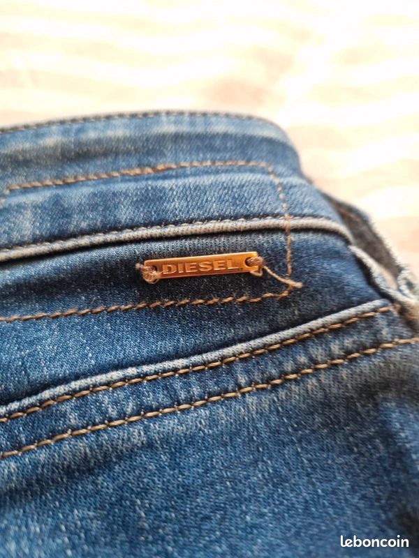 Jean Diesel - Modèle Slandy - Bleu - Taille W26 L30 - 36 (image 8)