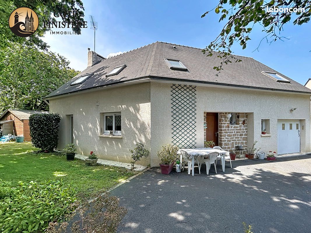 Maison 7 pièces 130 m² · à Plonéour-Lanvern · 130 m² · 292 000 €