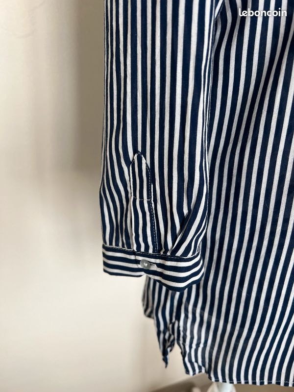 Blouse à manches courtes Zara de la taille M, de couleur rayures