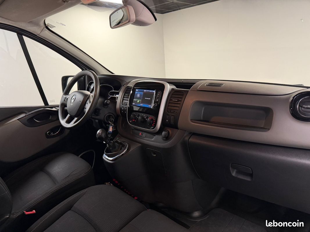 Renault trafic fourgon l1h1 1200 kg dci 145 energy e6 grand confort (image 7)