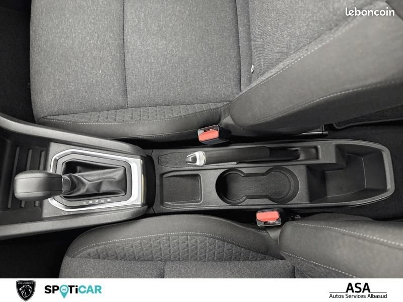 Renault Clio Réversible 1.6 E-Tech 145ch full hybrid Evolution (image 25)