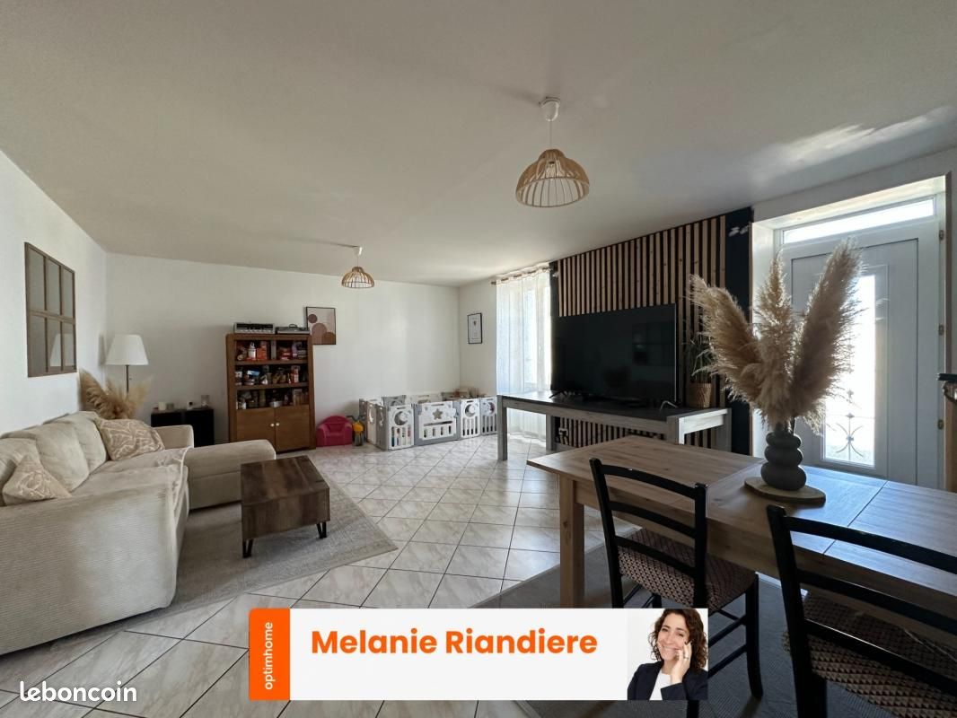 Maison 4 pièces 120 m² · à Crosmières · 120 m² · 132 500 €