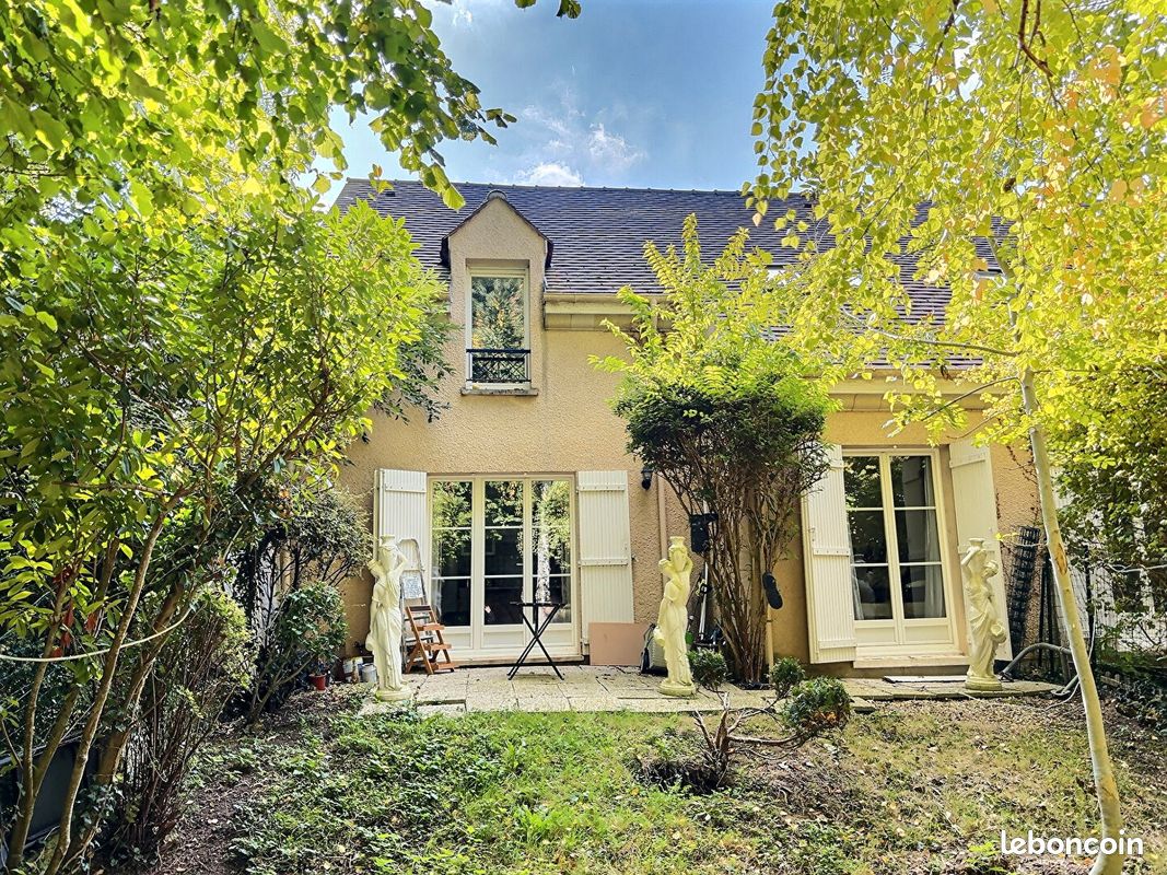 Appartement 3 pièces 51 m² · à Épernon · 51 m² · 159 400 €