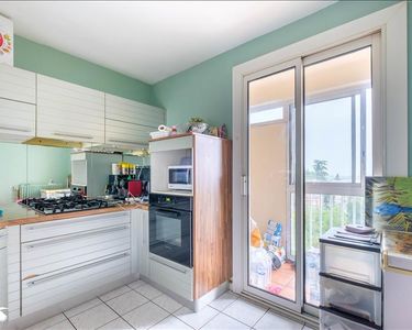 Appartement 176 550 € - 70 m²