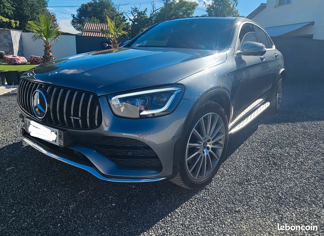 Mercedes GLC Coupé 300d 4MATIC AMG Line – 2019 – Toit ouvrant – Attelage – CarPlay (image 1)