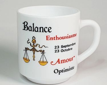 Mug Ancien Arcopal - Signe Du Verseau, Motif Astrologique Disney, Fabrication Française Vintage