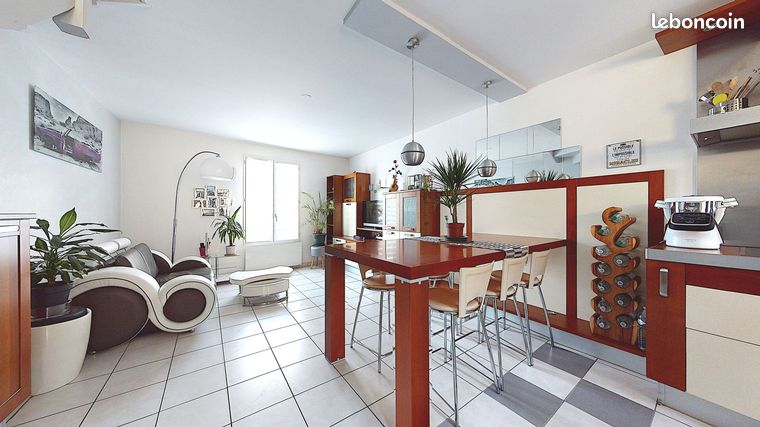 Triplex 4 pièces 87 m²