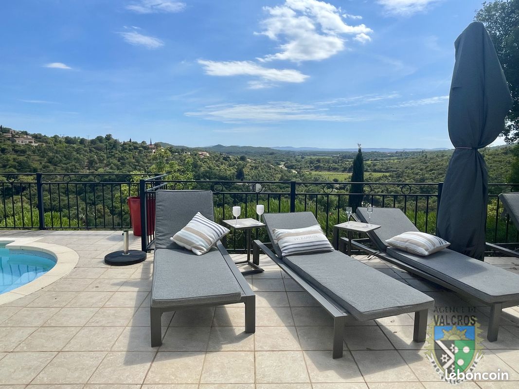 Propriété 6 pièces 190 m² (image 2)