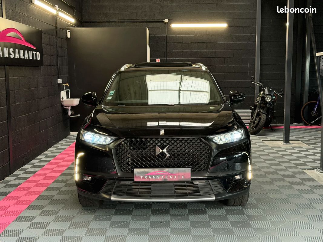 DS7 Crossback Performance Line 1.6 THP 225 EAT8 - Entretien suivi / Toit ouvrant / Attelage / CarPlay / Sellerie Cuir-Alcantara (image 7)