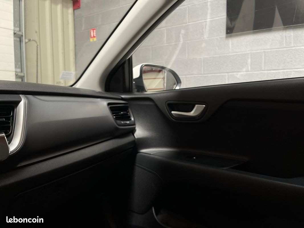 Kia stonic 1.0 t-gdi 100 active (image 20)