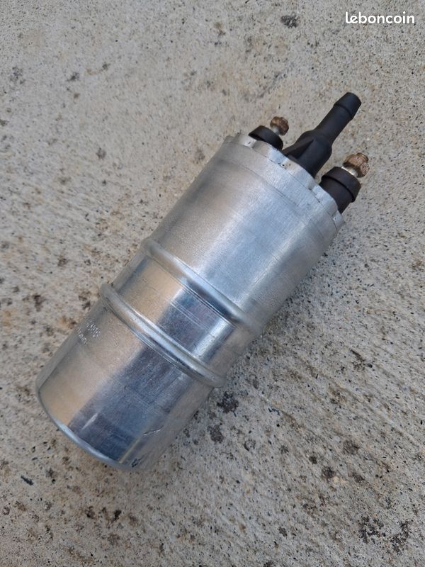 Pompe à Essence 205 GTI (image 1)
