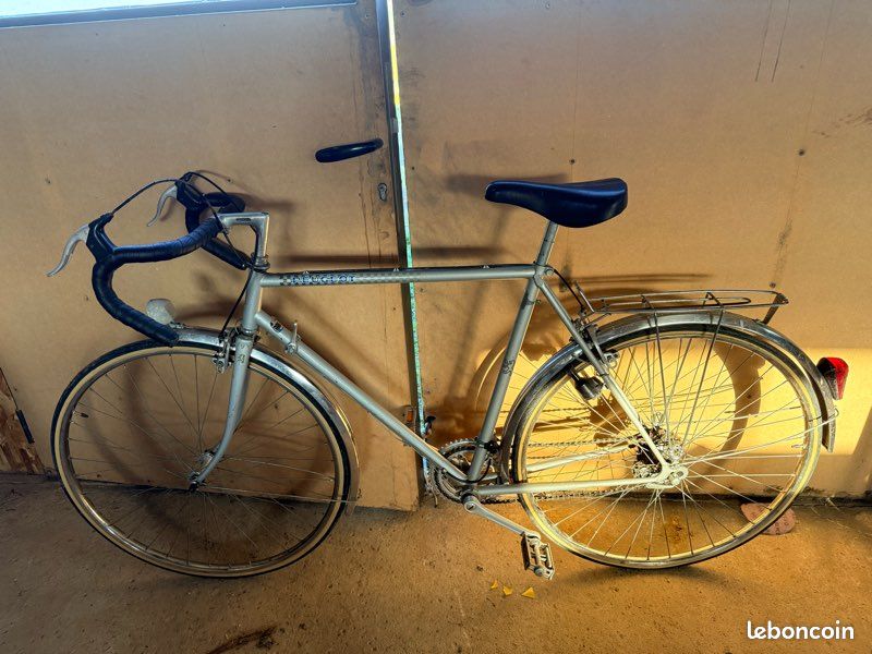 Vélo peugeot route randonneuse vintage - Vélos