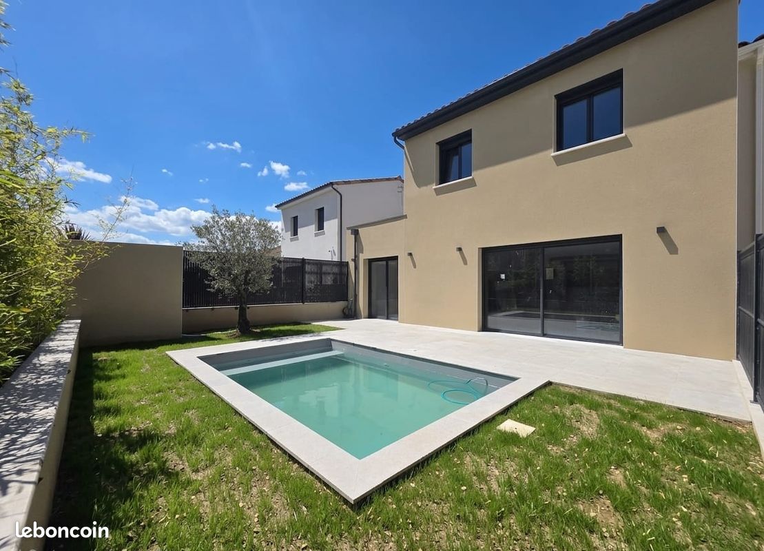 Maison 5 pièces 124 m² · à Montélimar · 124 m² · 329 000 €