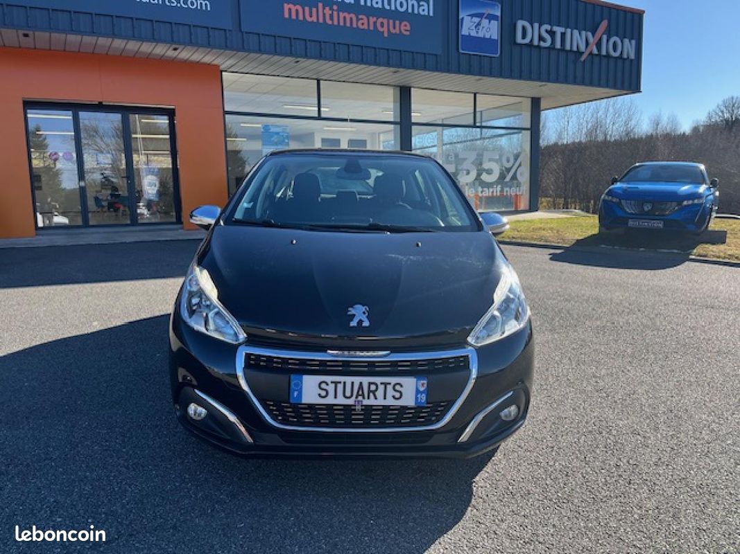 PEUGEOT 208 1.2i Pure Tech - 110 Allure + Apple CarPlay + Radars Arrière + Clim Auto (image 14)