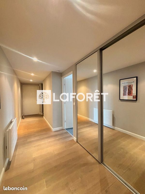 Appartement 4 pièces 148 m² · à Mérignies · 148 m² · 599 000 €