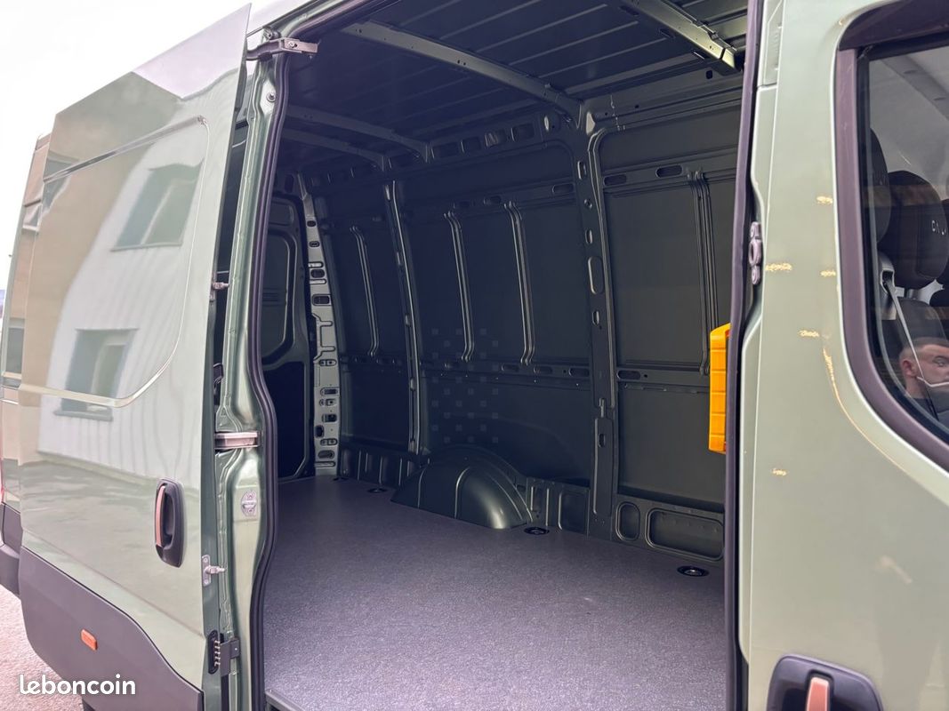 Iveco DAILY 35S16 34500ht 41400ttc ( CREDIT 900 (image 16)