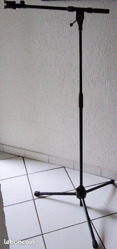 Pied de micro avec perche et pince KONIG&MEYER pro (image 1)