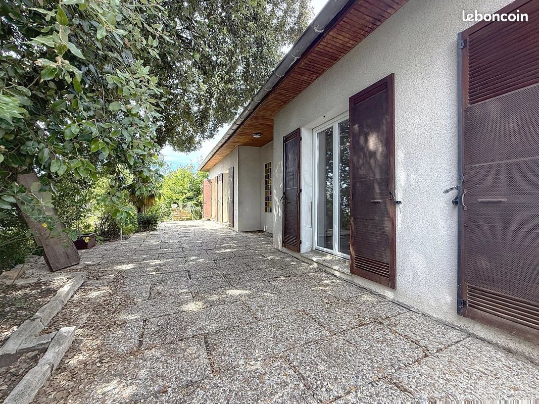 Appartement a louer rillieux-la-pape - 6 pièce(s) - 176 m2 - Surfyn