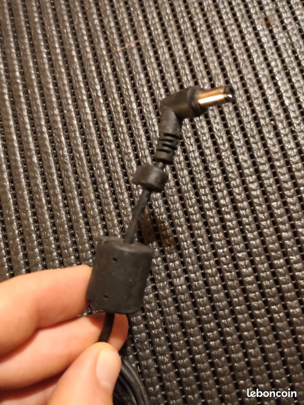 Chargeur PC Portable NEC / Toshiba / Asus 19V 3.16A 60W Original (ADP64 / PC-VP-WP36) (image 3)