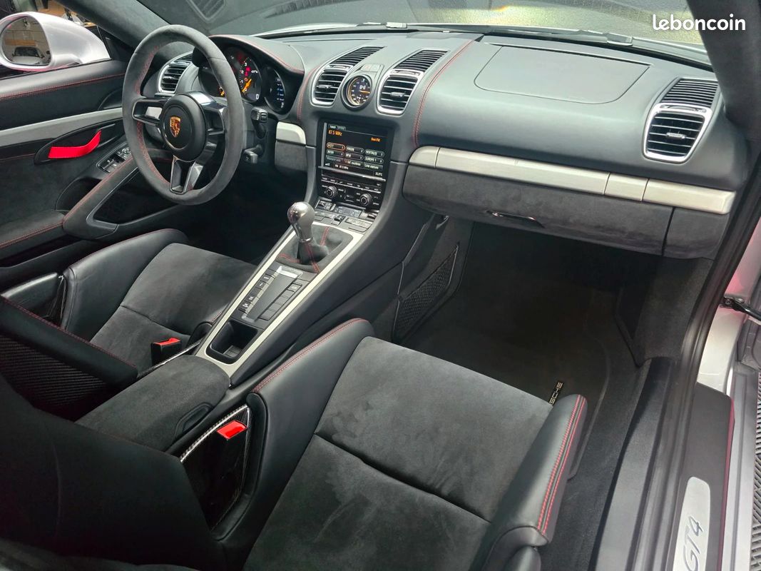 PORSCHE CAYMAN GT4 3.8i 385 (image 16)