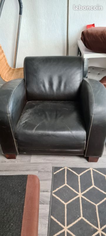 Fauteuil club cuir noir (image 1)