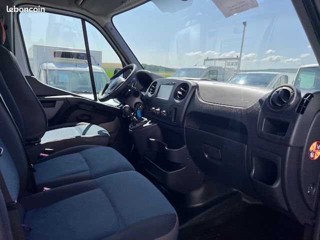 14990 HT - RENAULT Master L4H3 Aménagé DCI 145 Grand Confort GPS 2,3 L - 12/2016 - 116000 kms (image 5)