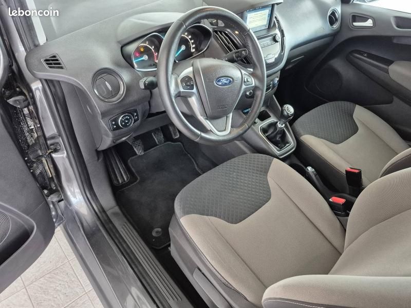 Ford Tourneo Courier 1.0E 100ch Titanium (image 18)