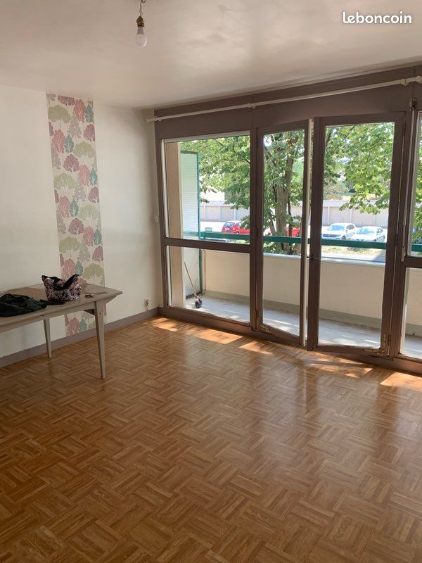 Appartement 2 pièces 49 m² · à Poitiers · 49 m² · 700 €