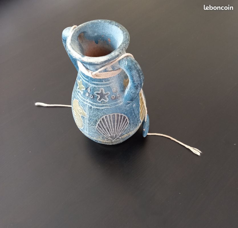 Vase en Céramique Bleu avec Motifs Marins (image 2)