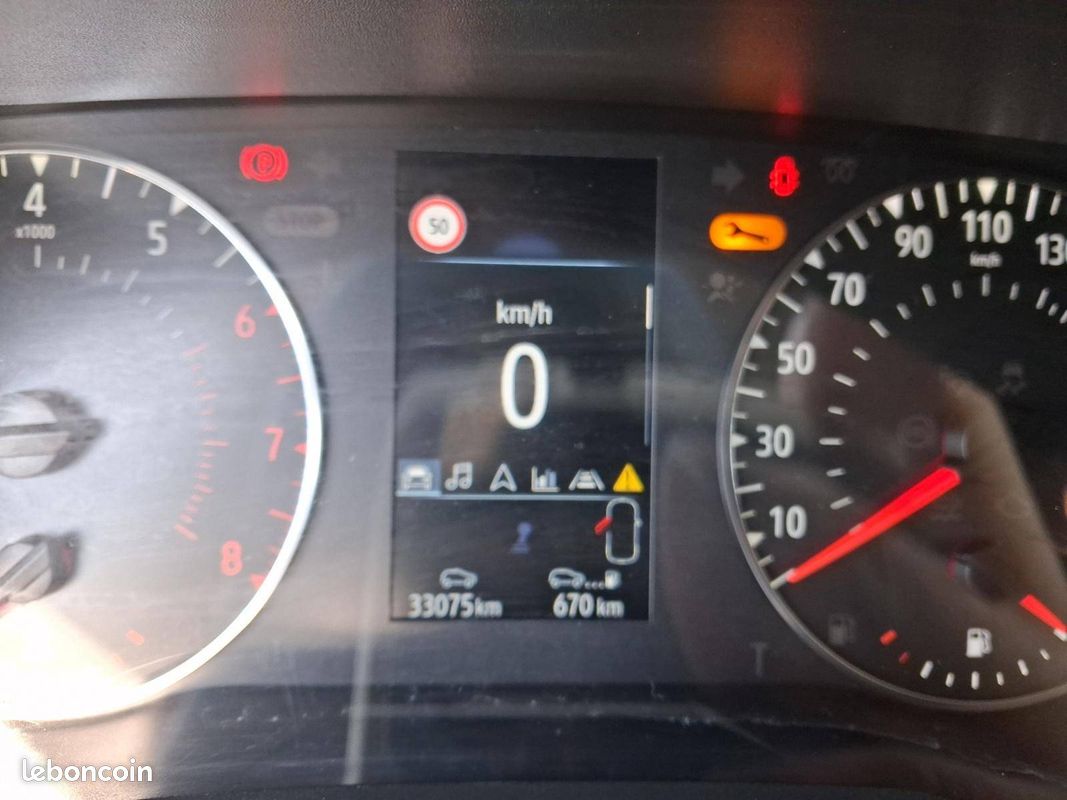 RENAULT Captur TCe 90 Evolution (image 24)