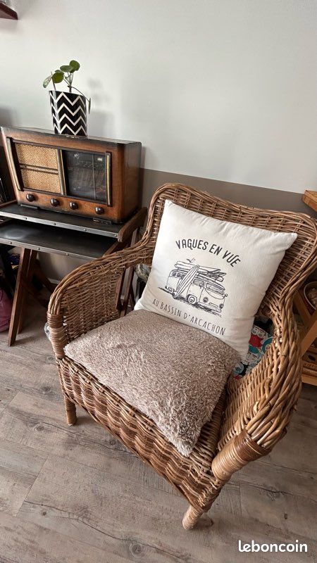 Cocooning Fauteuil en rotin (image 1)