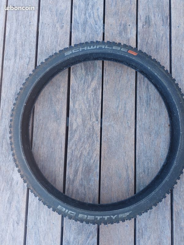 Big betty 29x2.40 super trail (image 1)