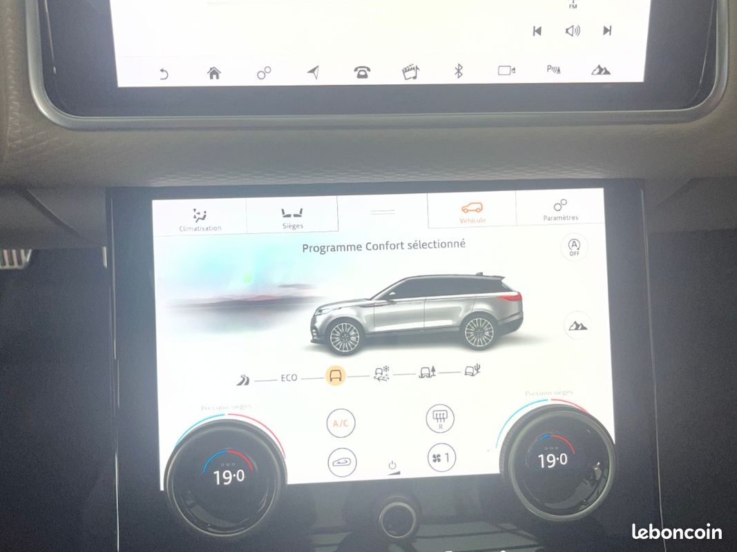 LAND ROVER RANGE ROVER VELAR 2.0L D240 BVA R-Dynamic (image 31)
