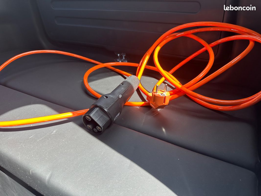 SIMPLICI S1 100% Electrique Garantie 24 mois / 5 Coloris / Sans Permis / 14 ans / GPS / CarPlay / LED (image 23)