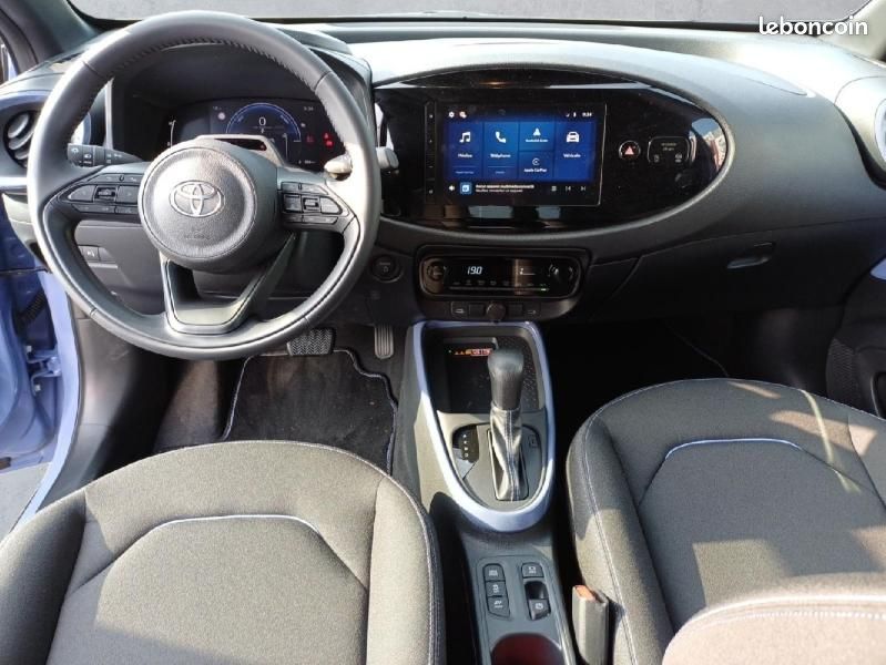 Toyota Aygo X 116h Graphic (image 10)