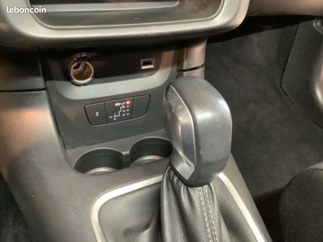 CITROEN C3 110 CV SS EAT6 Shine Pack (image 20)